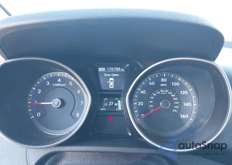 2014 Hyundai Elantra Gt from USA, damaged, VIN KMHD35LH7EU204555